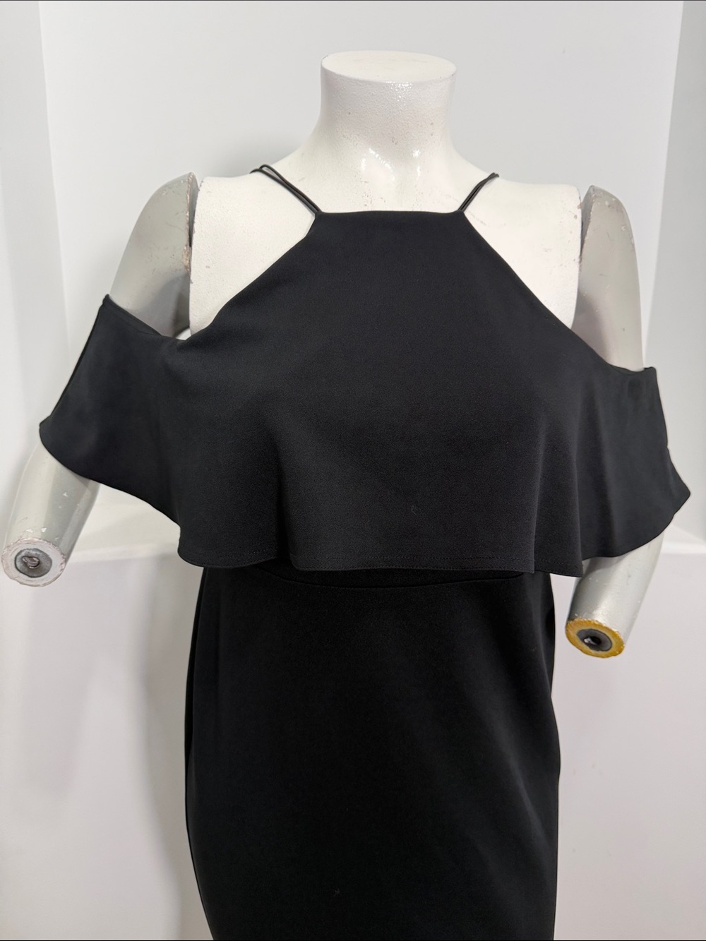 ASOS Women’s Black Cold-Shoulder Ruffle Asymmetric Pephem Midi Dress Size 14 - Picture 6 of 12